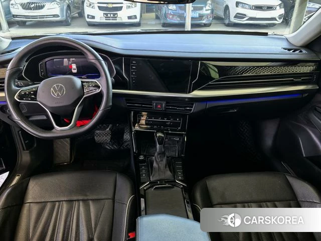 Volkswagen Passat 2023 Черный из Китая