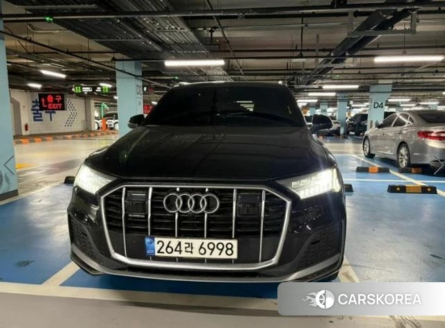 Audi Q7 (4M) 2022 Черный из Кореи