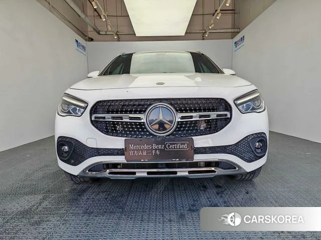 Mercedes-Benz GLA 2021 Белый из Китая