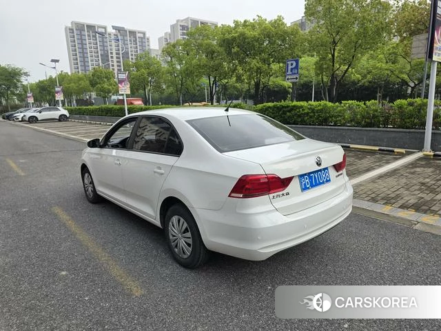 Volkswagen Santana 2021 Белый из Китая