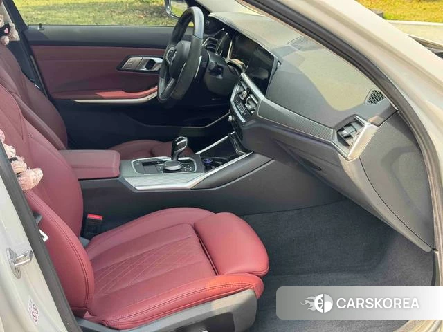 BMW 3 series 2022 Белый из Китая