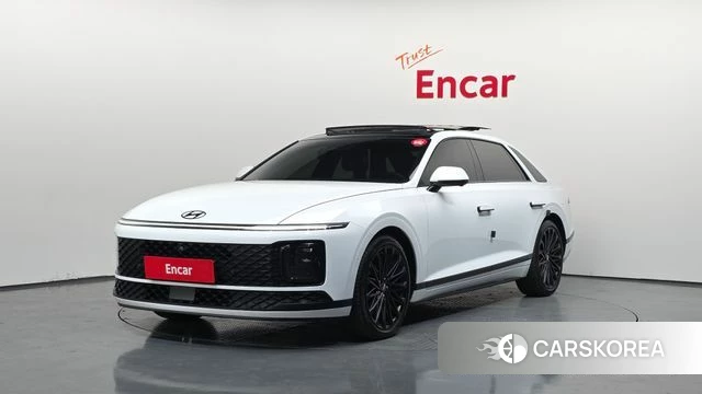 Hyundai Grandeur Hybrid (GN7) 2023 Белый из Кореи