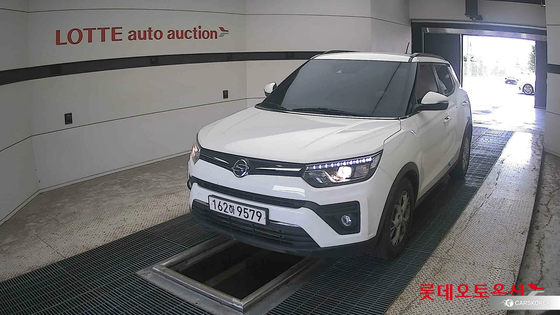 SsangYong Tivoli 2021 Grand White из Кореи