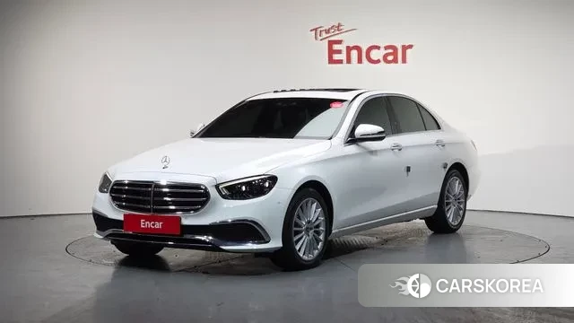 Mercedes-Benz E-Class W213 2020 Белый из Кореи