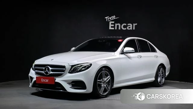Mercedes-Benz E-Class W213 2019 Белый из Кореи