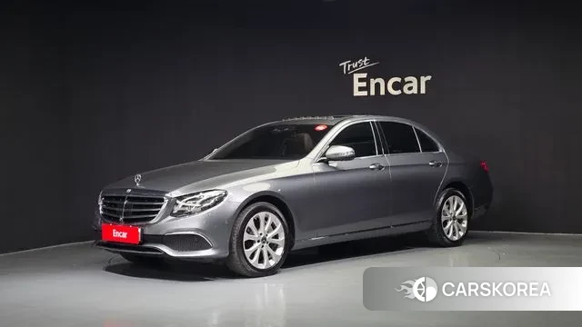 Mercedes-Benz E-Class W213 2020 Серый из Кореи