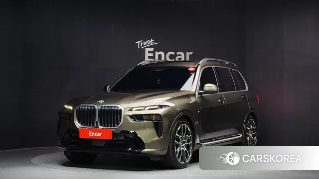 BMW X7 (G07) 2023 Песочный из Кореи