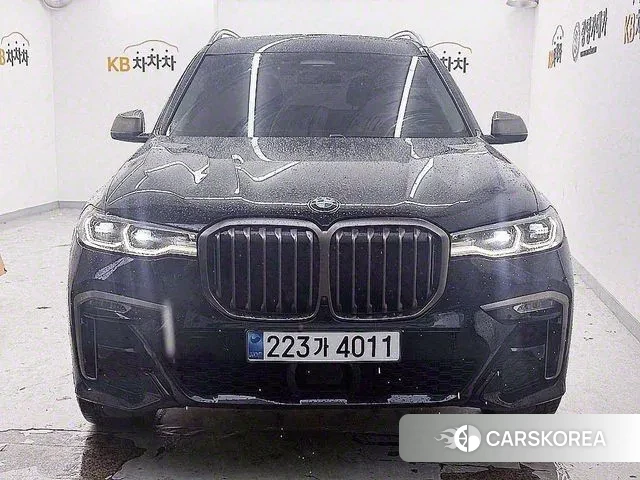 BMW X7 (G07) 2020 Черный из Кореи