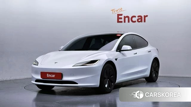 Tesla Model 3 2024 Белый из Кореи