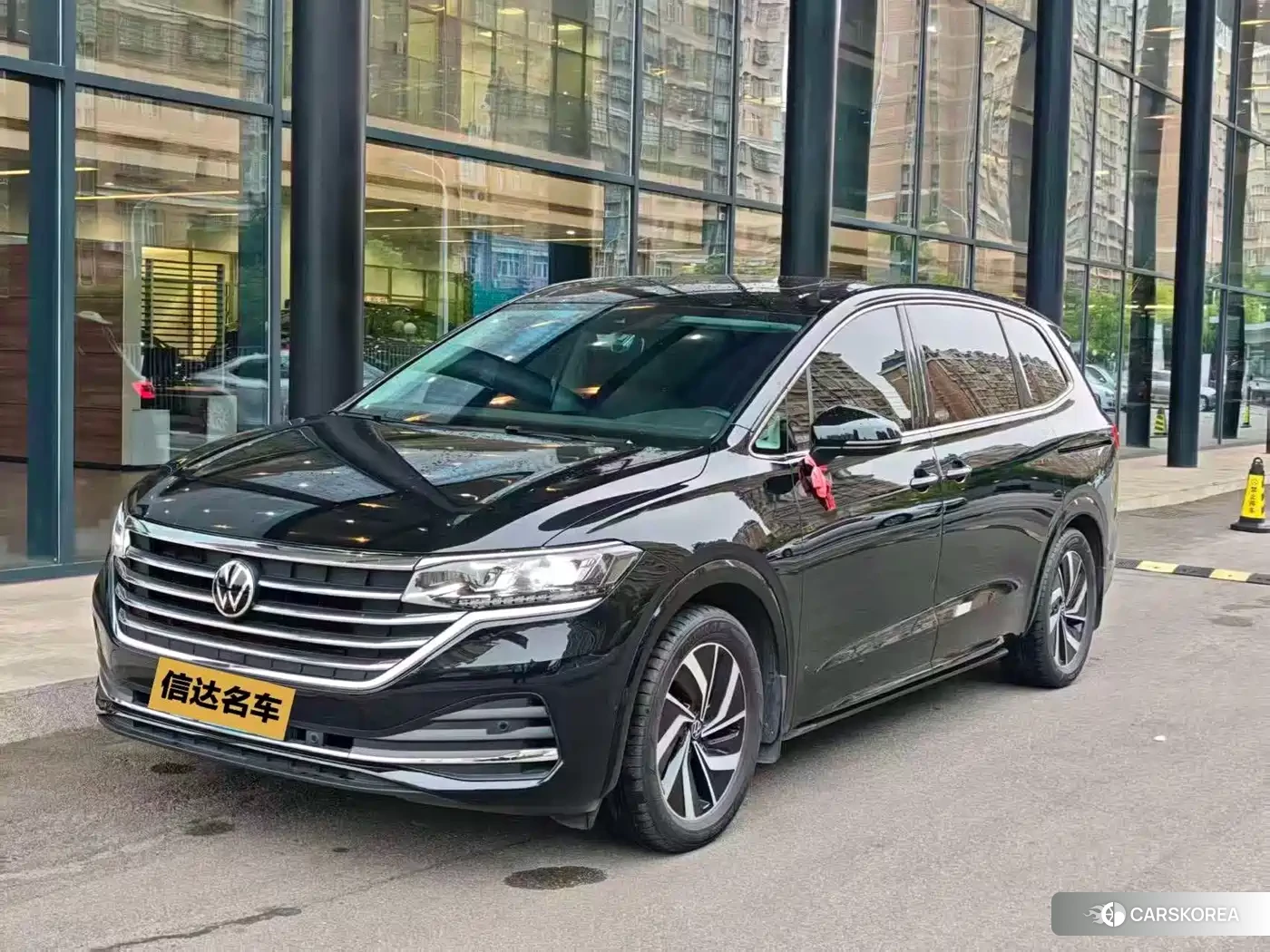 Volkswagen Viloran 2022 Черный из Китая
