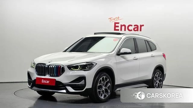 BMW X1 (F48) 2022 Белый из Кореи