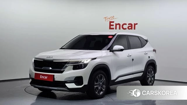 Kia Seltos 2022 Белый из Кореи
