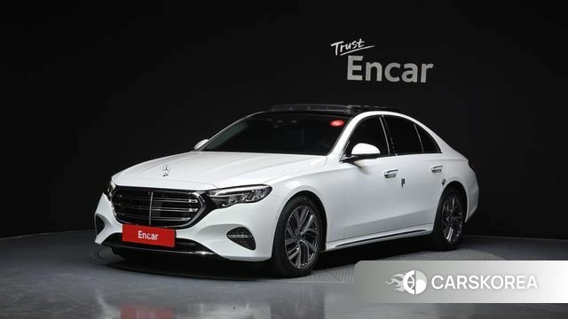 Mercedes-Benz E-Class W214 2024 Белый из Кореи