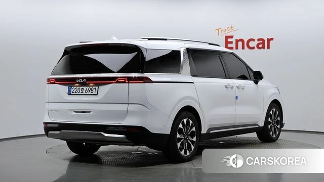 Kia Carnival 4th generation 2023 Белый из Кореи