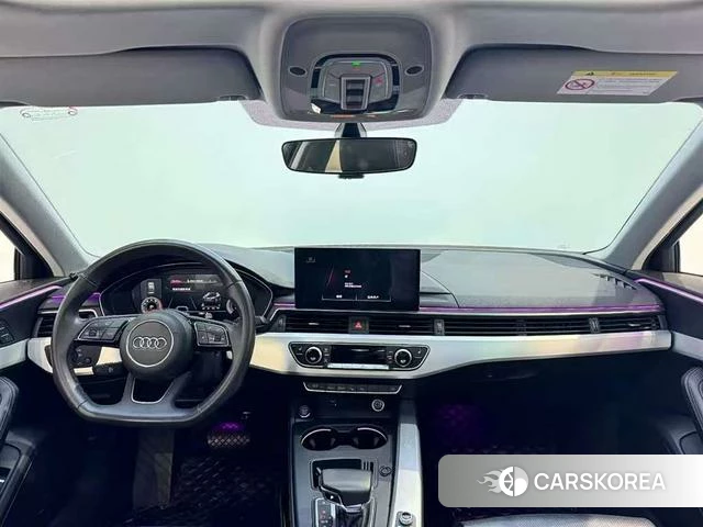 Audi A4L 2022 Белый из Китая