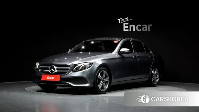 Mercedes-Benz E-Class W213 2019 Серый из Кореи