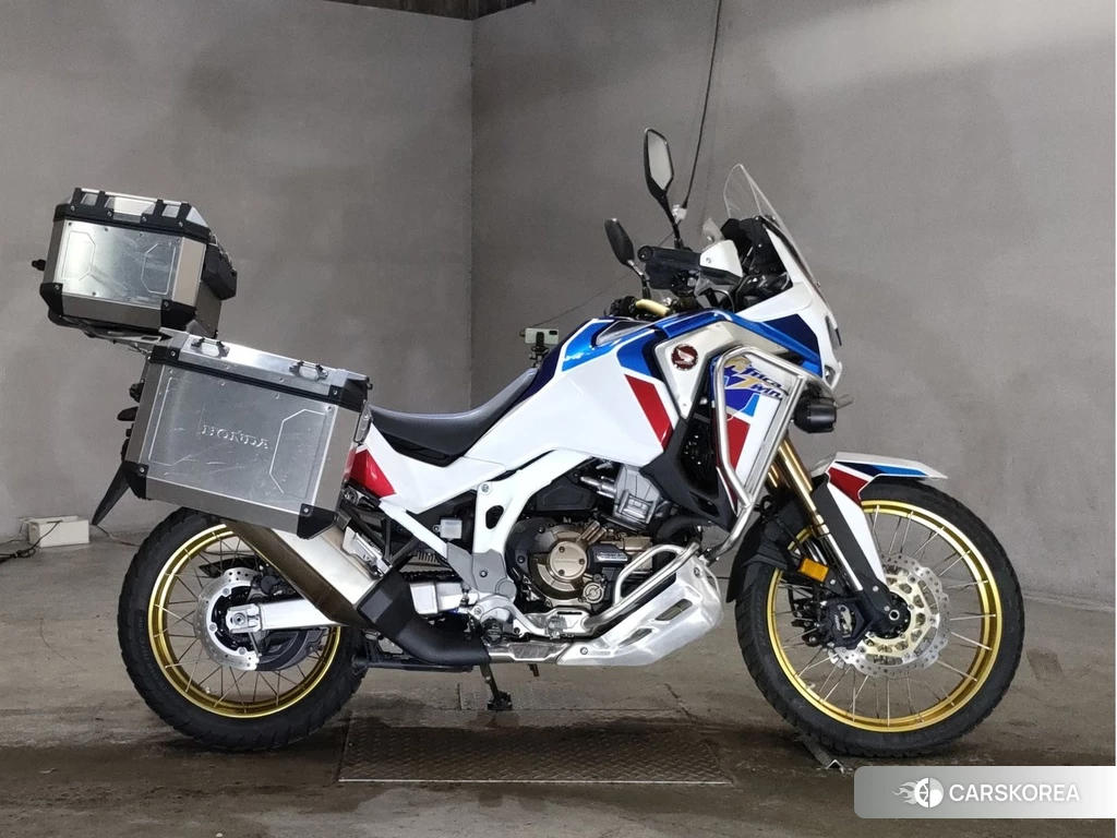Проданный Honda CRF1100L AFRICA TWIN ADV ES DCT 2021 из Японии
