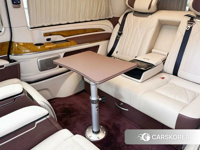 Mercedes-Benz V-class 2022 Черный из Китая