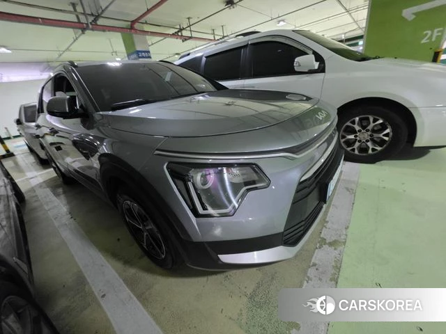 Kia Di Ol Nu Niro 2023 Серебристо-серый из Кореи