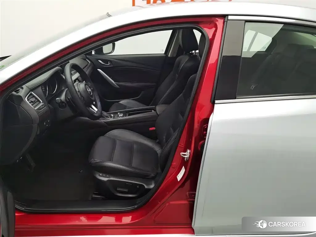 Mazda Atenza 2019 Silver/gray из Китая
