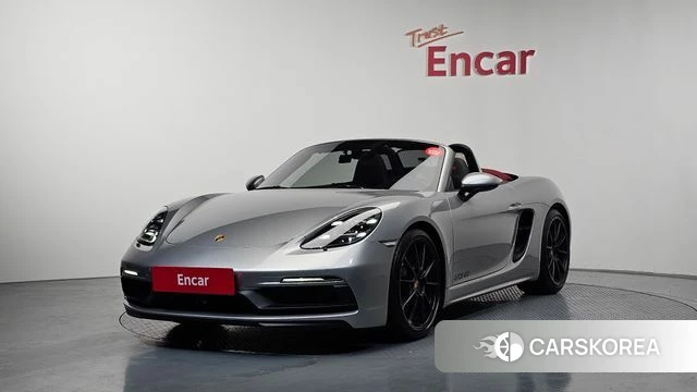 Porsche 718 Boxster 2021 Серебристо-серый из Кореи
