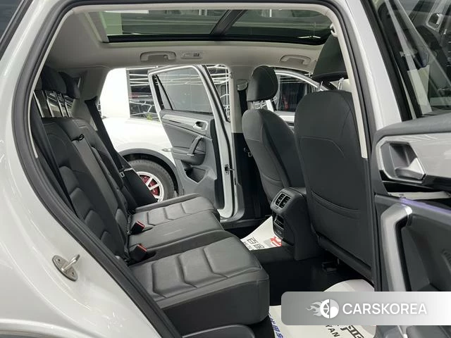 Volkswagen Tanyue 2022 Белый из Китая