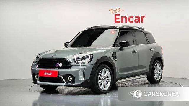 Mini Cooper Countryman 2022 Песочный из Кореи