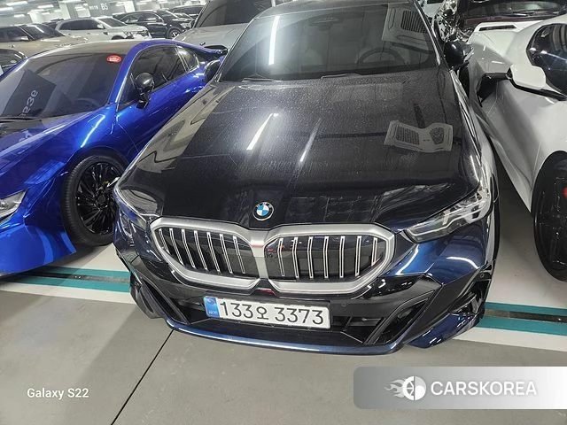 BMW 5 Series (G60) 2025 Черный из Кореи