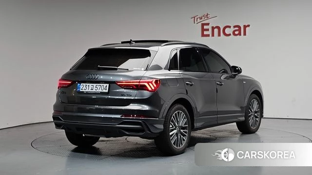 Audi Q3 (F3) 2025 Серый из Кореи