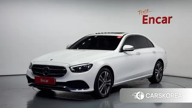 Mercedes-Benz E-Class W213 2021 Белый из Кореи