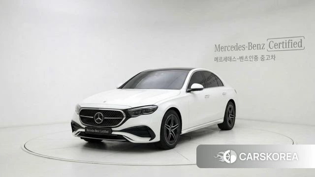 Mercedes-Benz E-Class W214 2026 Белый из Кореи