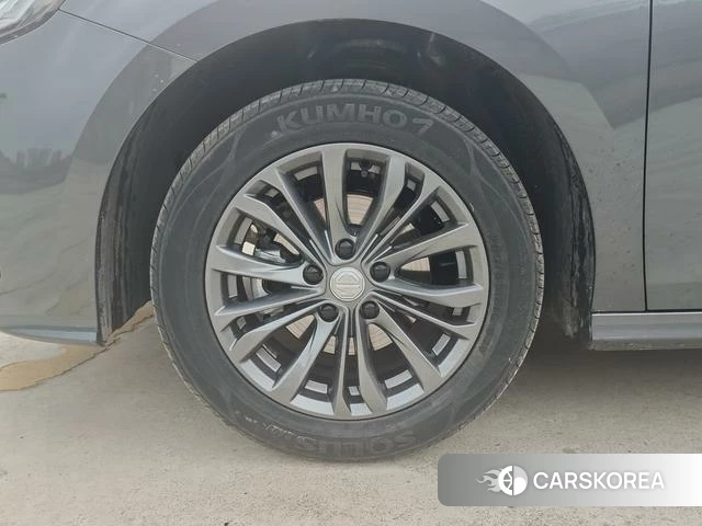MG MG5 2026 Темно-серый из Китая