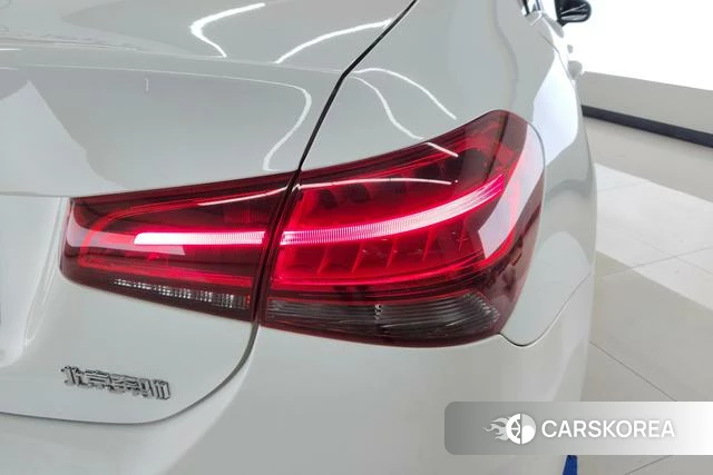 Mercedes-Benz Class A 2021 Белый из Китая