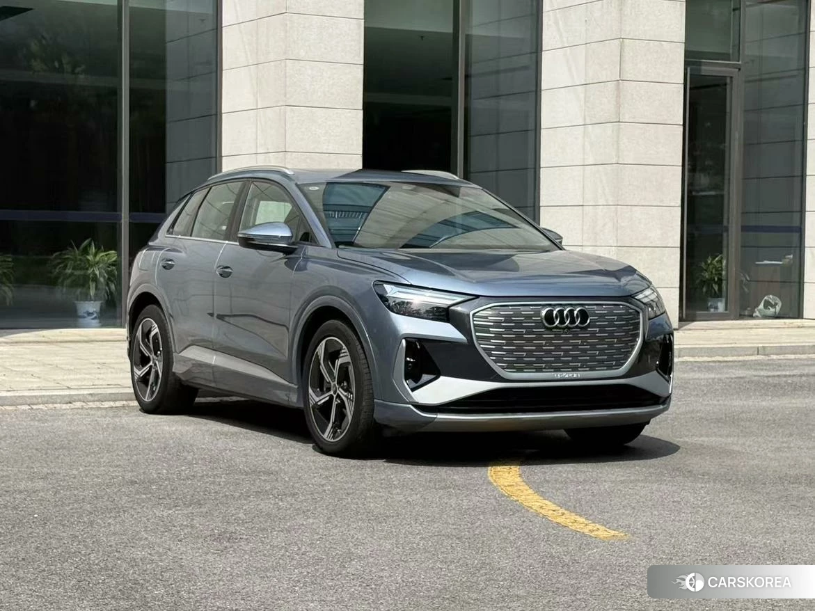 Audi Q4 e-tron 2023 Синий из Китая