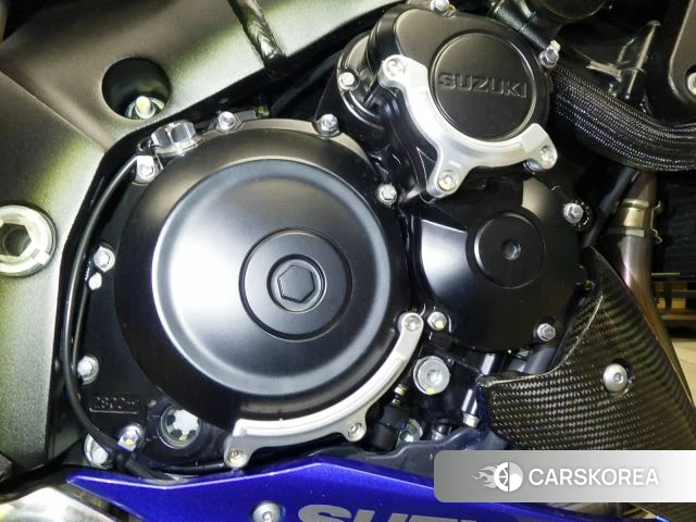 Engine photo