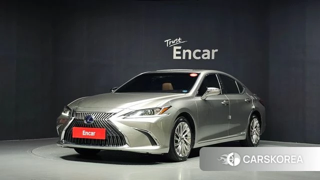 Lexus ES300h 7th generation 2021 Песочный из Кореи