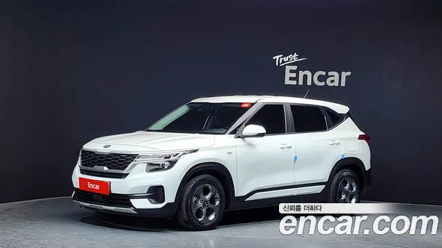 Kia Seltos 2021 Белый из Кореи