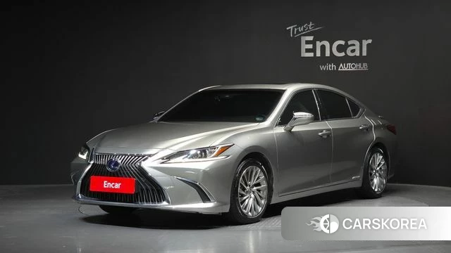 Lexus ES300h 7th generation 2021 Песочный из Кореи