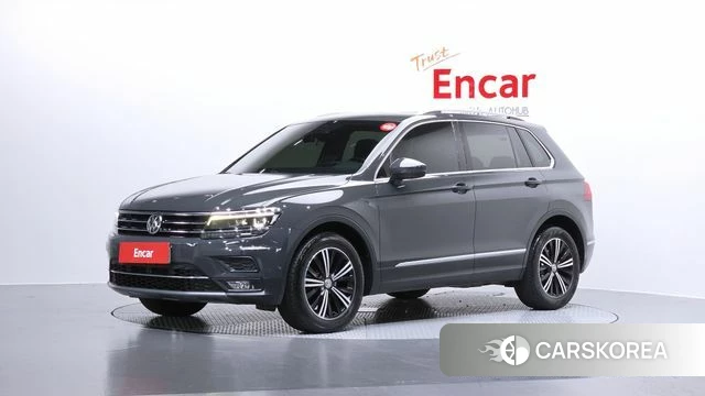 Volkswagen Tiguan second Generation 2020 Серый из Кореи