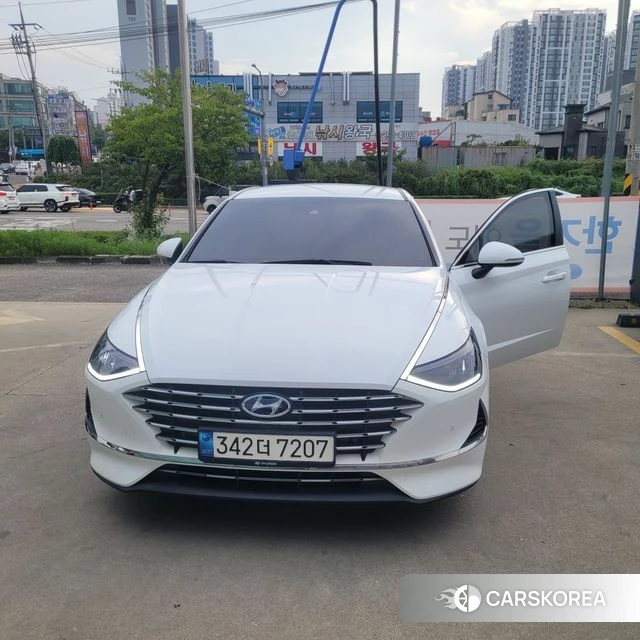 Hyundai Sonata Hybrid (DN8) 2023 Белый из Кореи