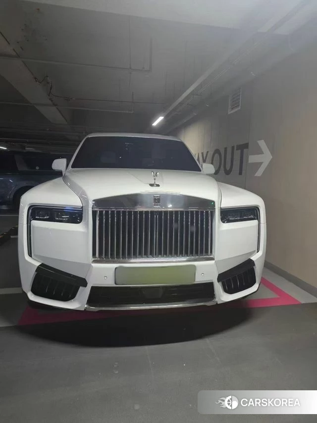 Rolls-Royce Cullinan 2026 Белый из Кореи