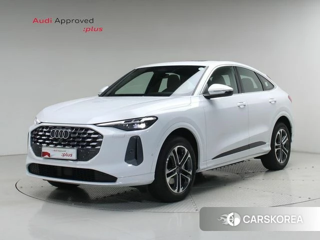 Audi Q5 (80A) 2025 Белый из Кореи
