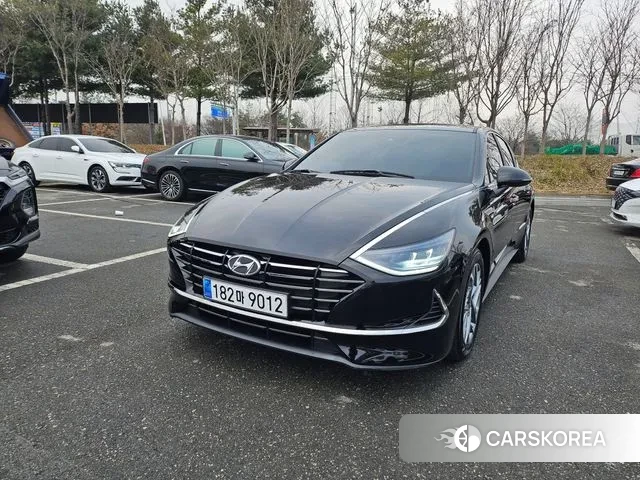 Hyundai Sonata (DN8) 2022 Черный из Кореи