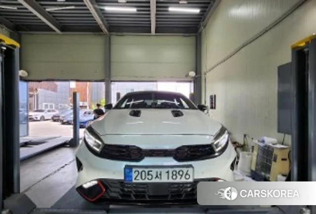 Kia The New K3 2nd generation 2024 Белый из Кореи