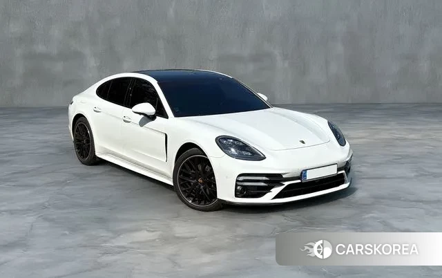 Porsche Panamera (971) 2022 Белый из Кореи