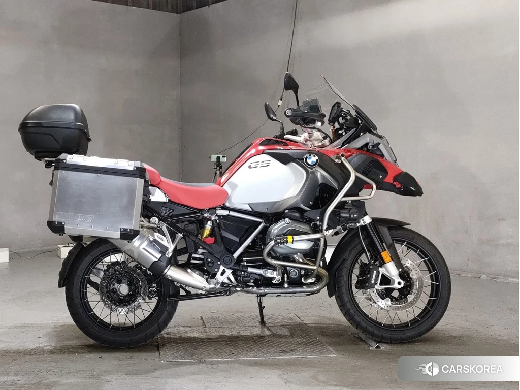 Проданный BMW R1200GS ADVENTURE 2018 из Японии