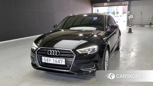 Audi New A3 2018 Черный из Кореи