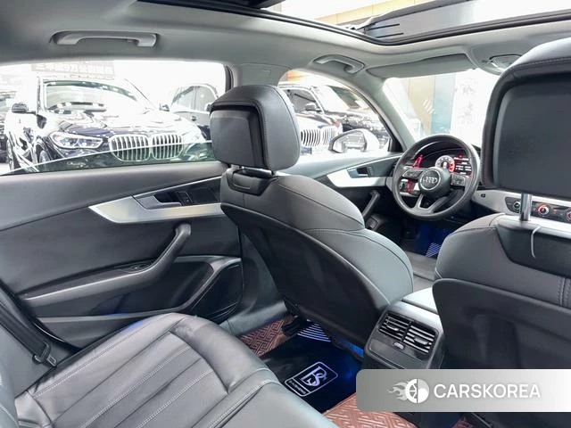 Audi A4L 2021 Белый из Китая