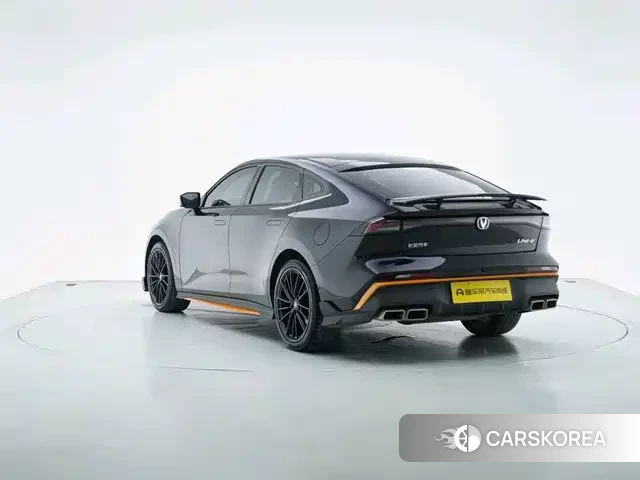 Chang'an UNI-V 2025 Черный из Китая