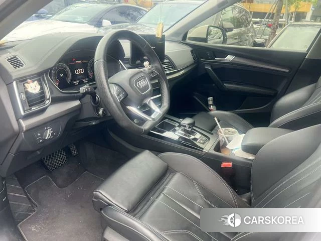 Audi Q5L 2022 Белый из Китая